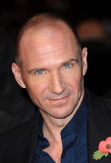   (Ralph Fiennes)