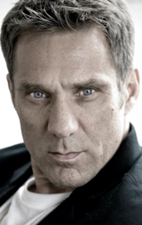   (Gary Daniels)