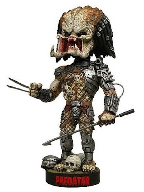 Фигурка Predators 8 Series 1 With Spear Head Knocker (20 см)