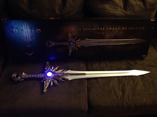 Меч Diablo III Prop Replica El’Druin, The Sword of Justice от 1С Интерес Меч Diablo III Prop Replica El’Druin, The Sword of Justice от 1С Интерес