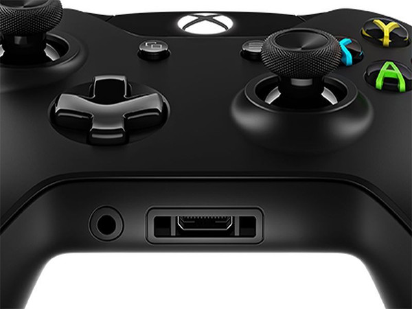 Беспроводной геймпад для Xbox One с разъемом 3,5 мм (черный)