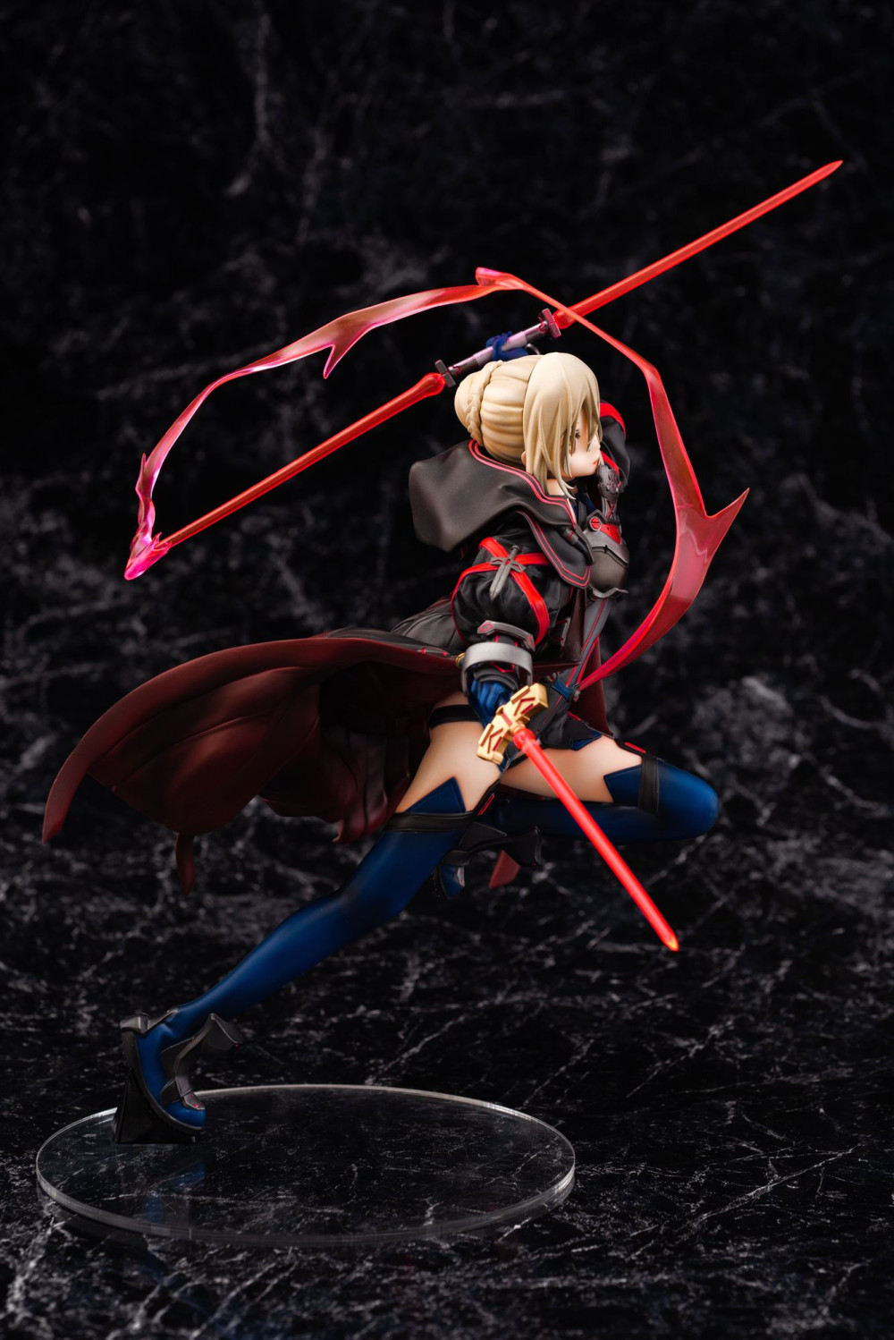 ������� Fate/Grand Order: Mysterious Heroine X Alter (28 ��)