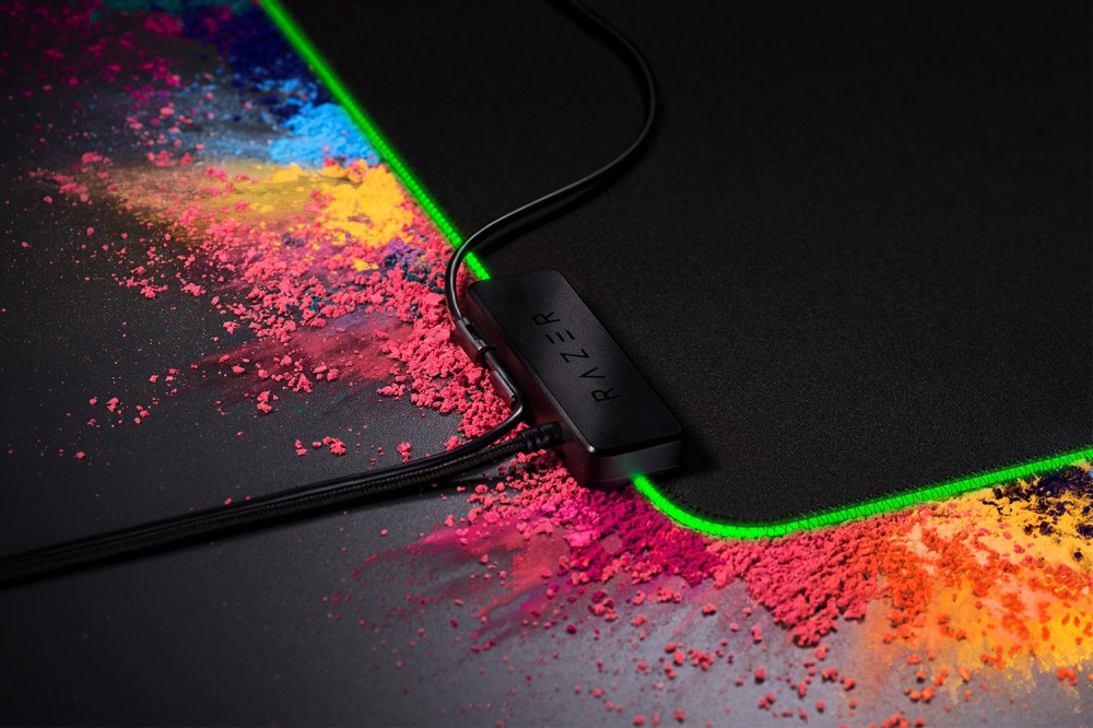    Razer Goliathus Chroma (RZ02-02500100-R3M1)