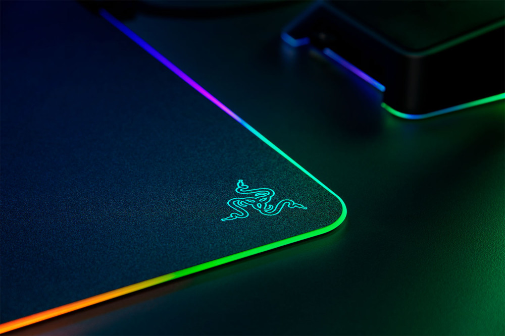 ������ ��� ���� Razer Firefly V2 (RZ02-03020100-R3M1)