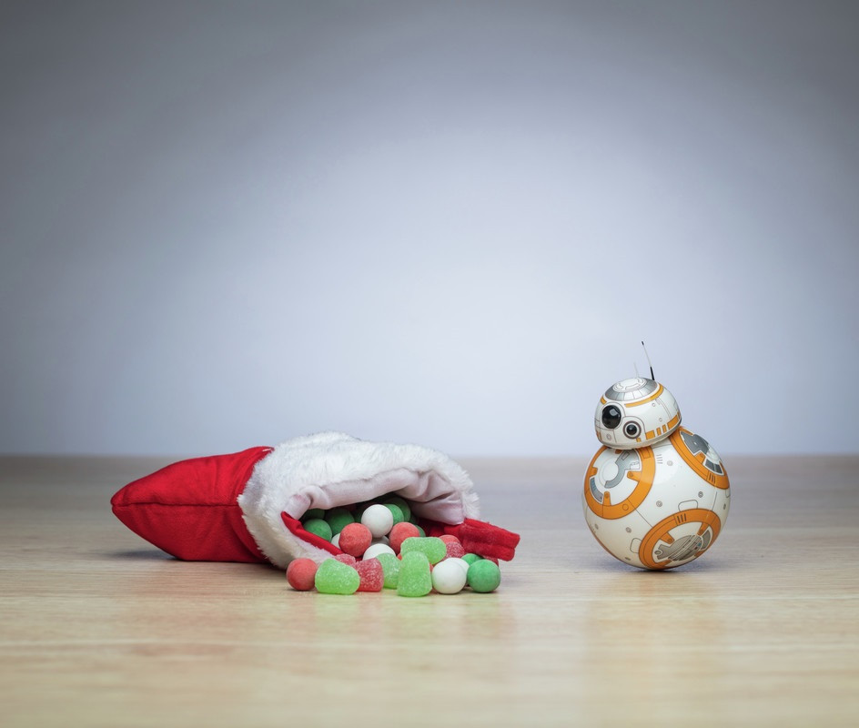   Star Wars: BB-8 With Trainer