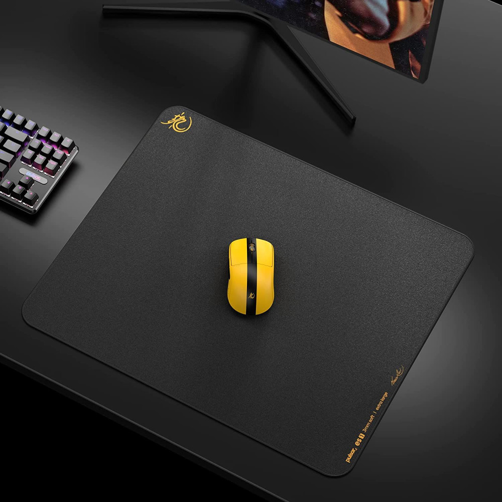    Pulsar ES1 Gaming Mousepad   Bruce Lee Limited Edition (XL / Black)