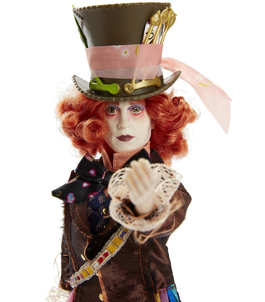   Alice Through The Looking Glass. Mad Hatter (29 )