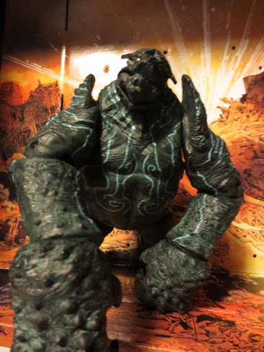  Pacific Rim Series 2 Leatherback Kaiju (18 )