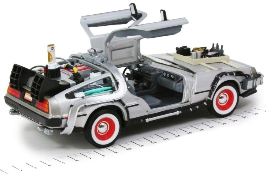     Back To The Future: Part III  Delorean Time Machine ( 1:24)