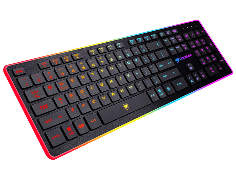 ���������� Cougar Vantar ��������� ������� � ���������� ��� PC