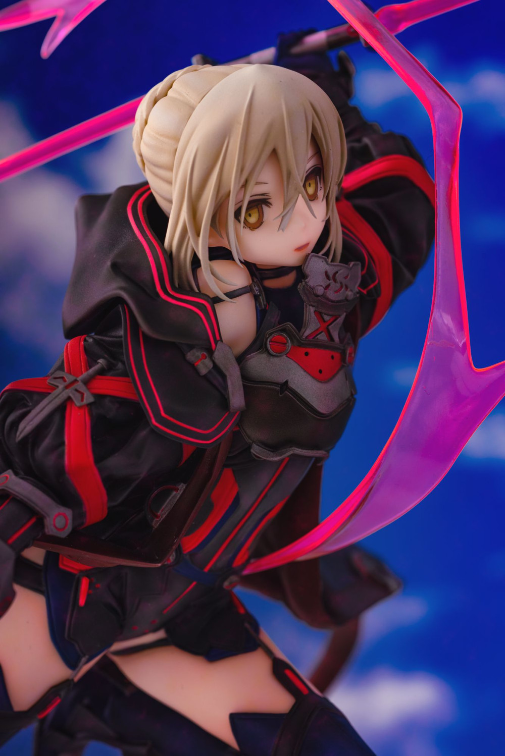 ������� Fate/Grand Order: Mysterious Heroine X Alter (28 ��)