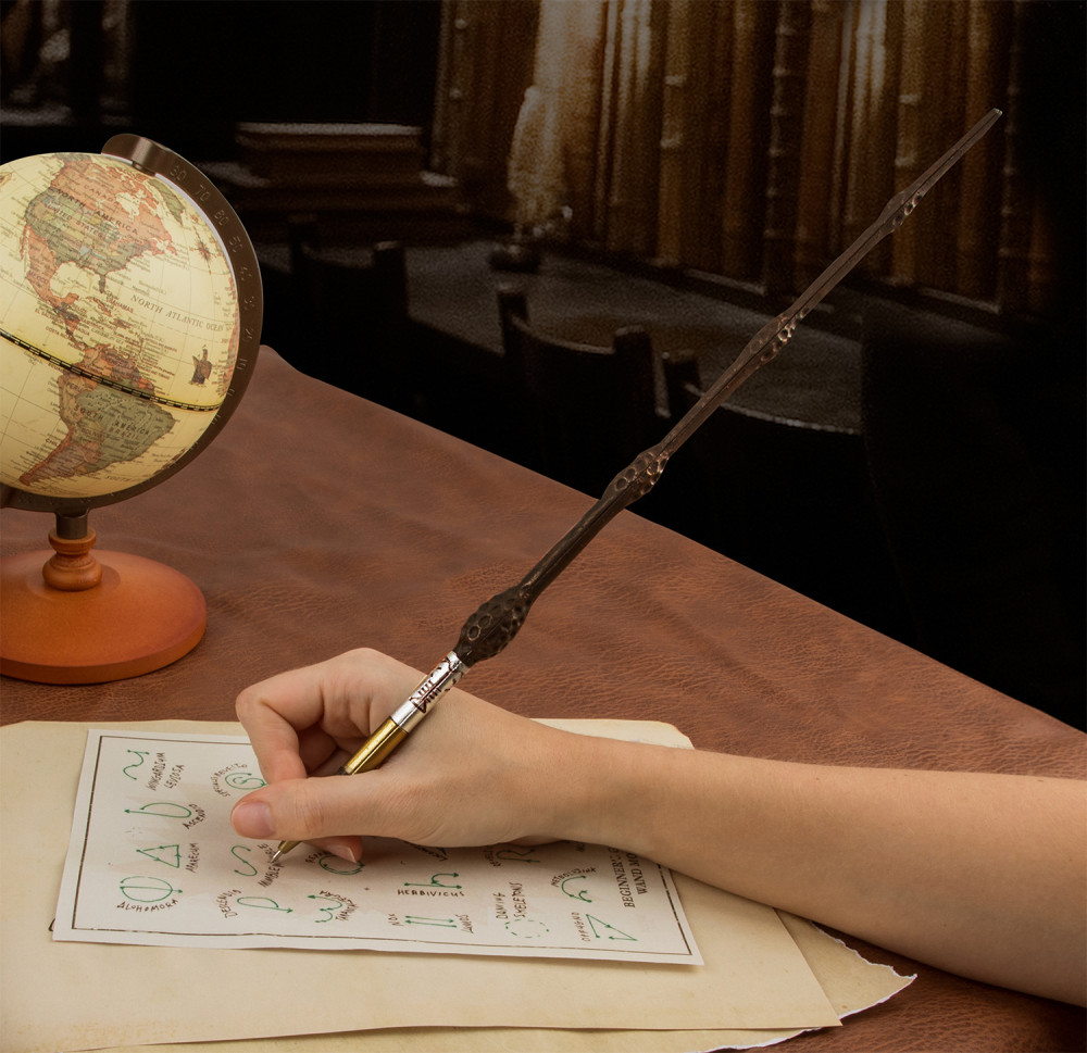 Ручка Harry Potter: Волшебная палочка Альбуса Дамблдора