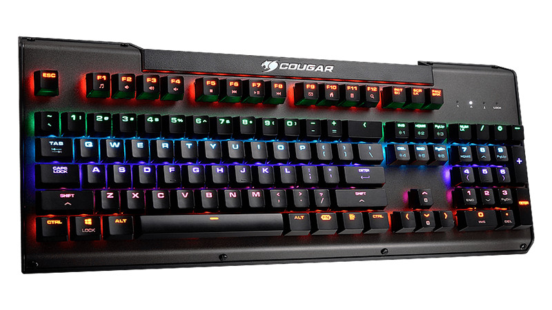 ���������� Cougar Ultimus ��������� ������� � ���������� ��� PC