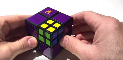   (Pocket Cube)