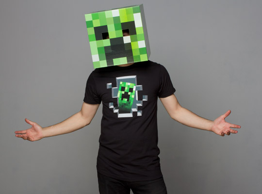 Маска-голова из картона Minecraft. Creeper Head