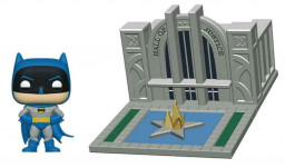  Funko POP Town: Batman 80 Years  Batman With The Hall Of Justice
