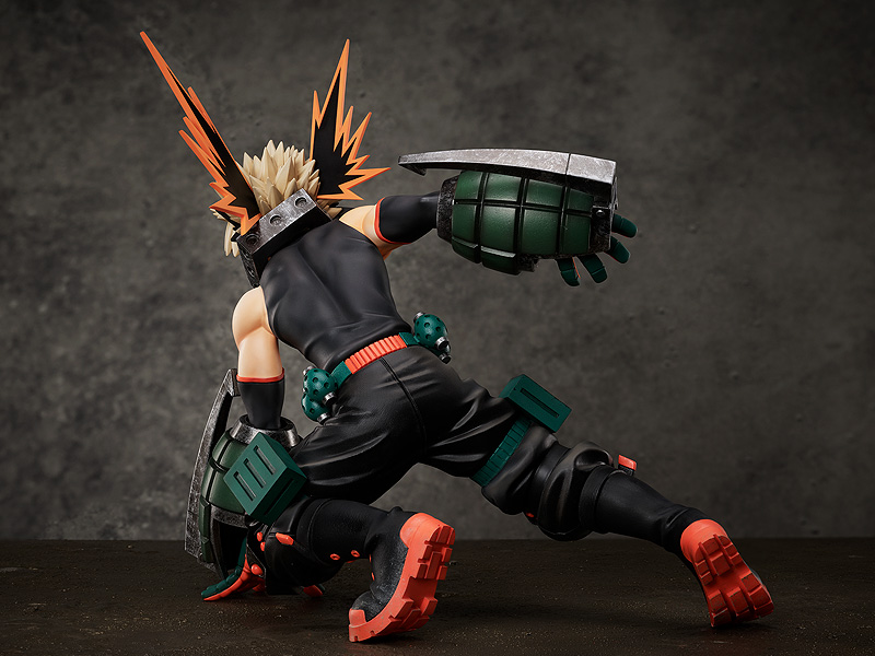  My Hero Academia: Boku no Hero Academia  Katsuki Bakugo (30,5 )