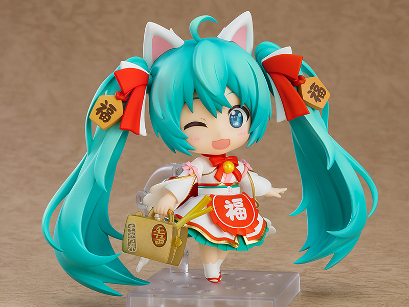 Фигурка Nendoroid Hatsune Miku: Maneki Miku Ver. (10 см)