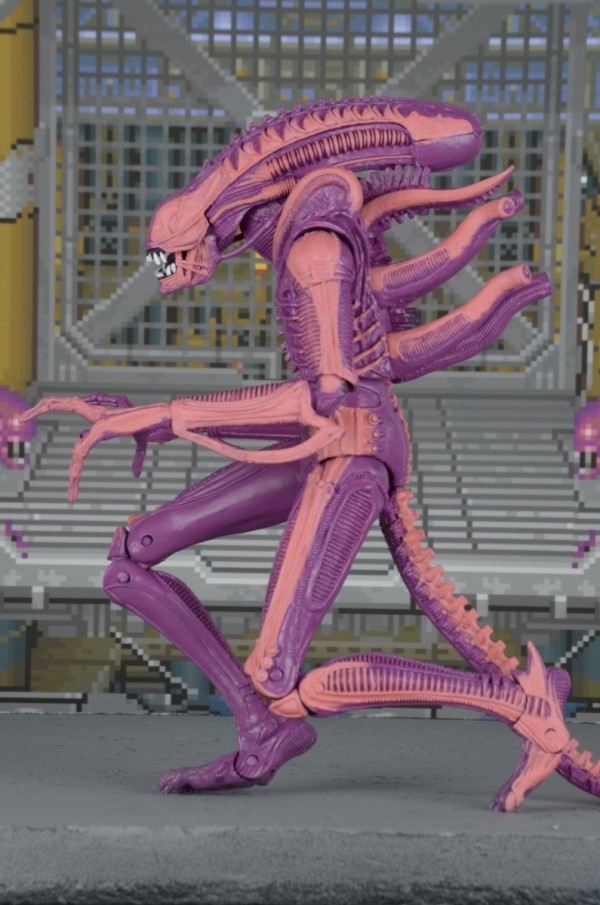 Фигурка Aliens: Xenomorph Warrior Arcade Appearance (17 см)