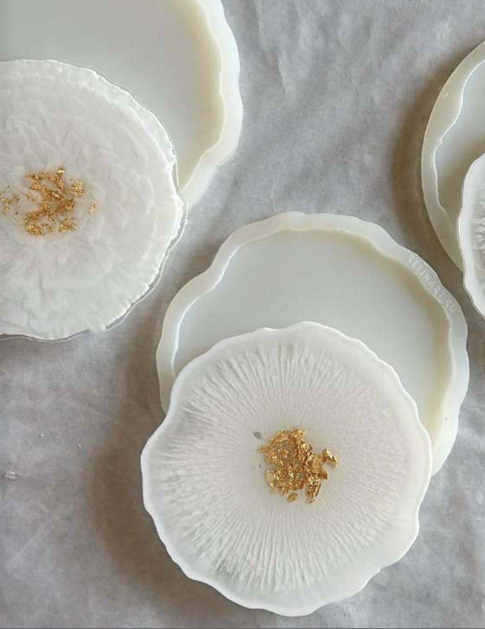 ���������� ����� � ���������: 16 ������-�������