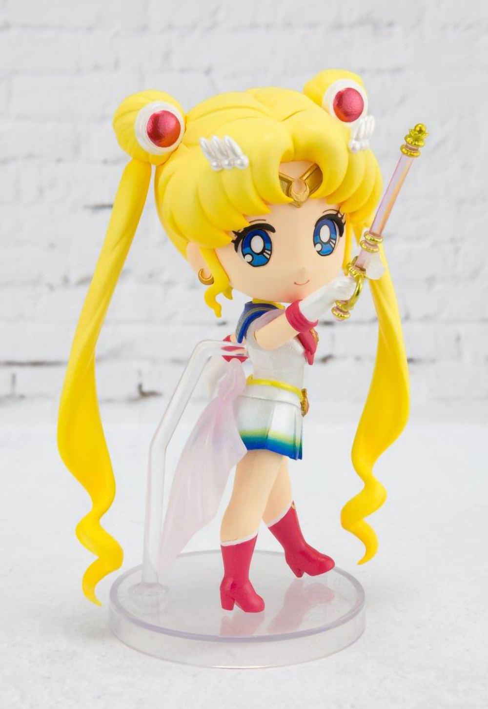  Figuarts Mini: Sailor Moon – Super Sailor Moon (8 )