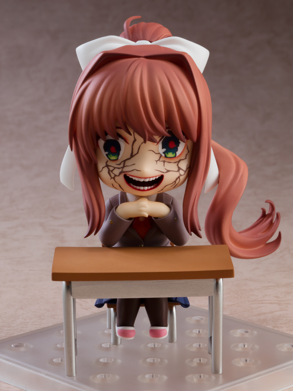  Nendoroid: Doki Doki Literature Club!  Monika (10 )