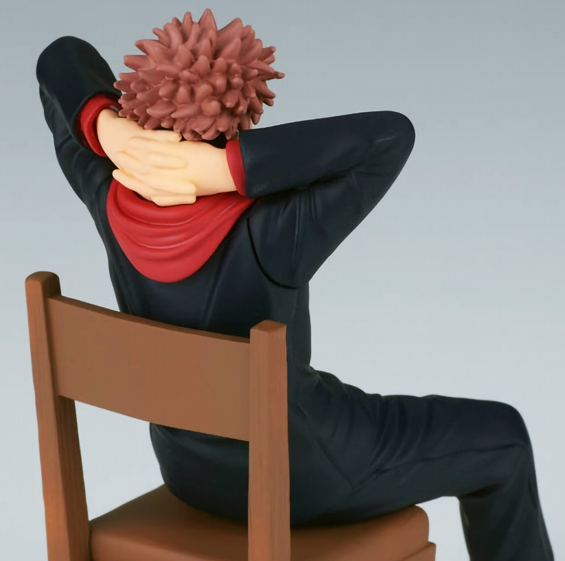 ������� Jujutsu Kaisen: Yuji Itadori Sentado (11 ��)