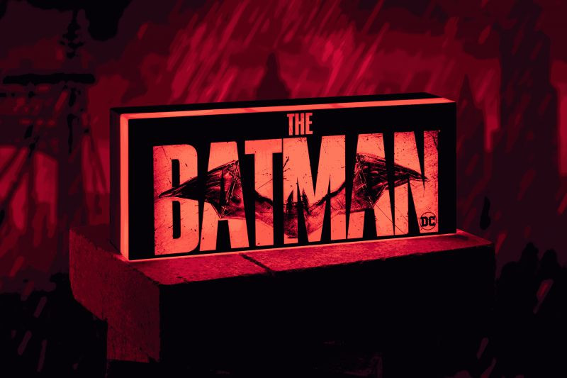  DC Comics: Batman Logo Light