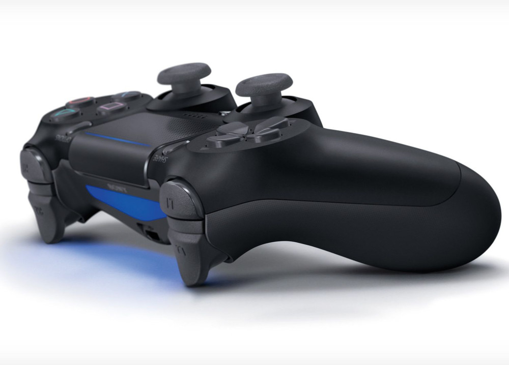  DualShock 4 Black   PS4 () +  Fortnite