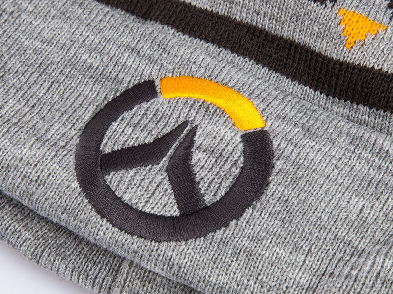  Overwatch: Elite Pom Beanie