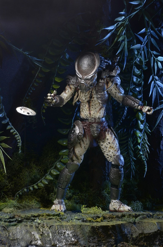  Predator: Series 16  Ghost Predator (20 )