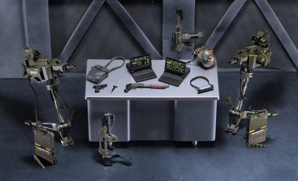  Aliens: Accessory Pack USCM Arsenal Weapons