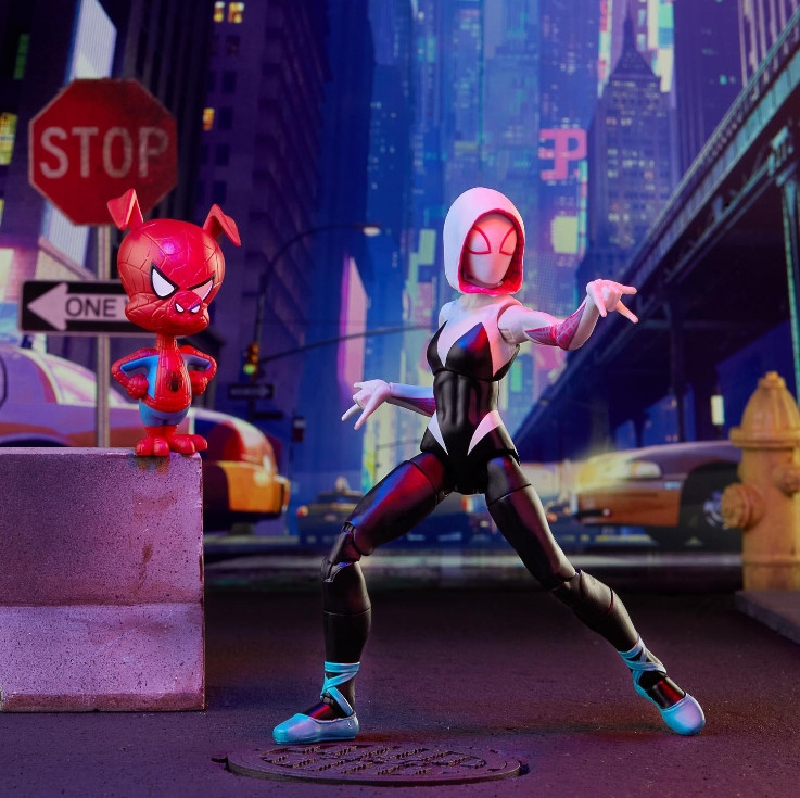  Marvel Legends Series: Spider-Man  Gwen Stacy (15 )