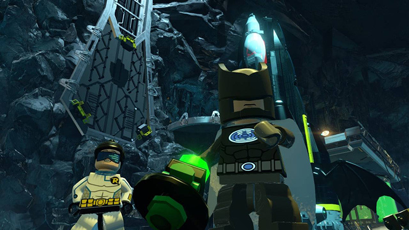 LEGO Batman 3:   [PS Vita]