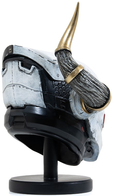 - Destiny 2: Lord Shaxx Helmet (17,78 )