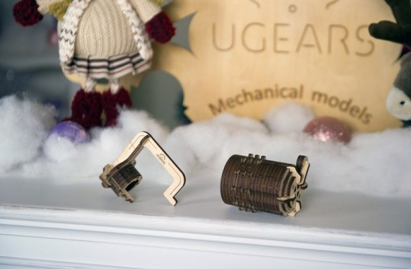 ����������� 3D-���� Ugears. �����