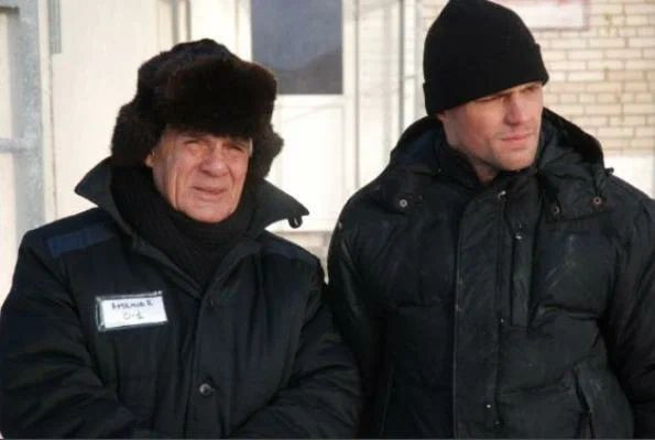 ������ � ������� ����������: �������� / �� ������ (2 DVD)