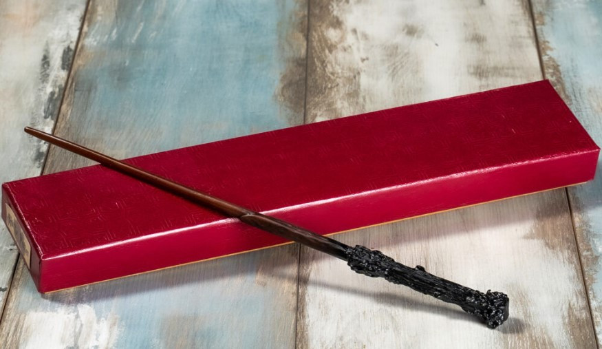 ��������� ������� Harry Potter: Ollivander`s Wand Albus � Harry Potter