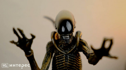 ������� NECA: Aliens Series 3 � Ultimate Dog Alien (18 ��)