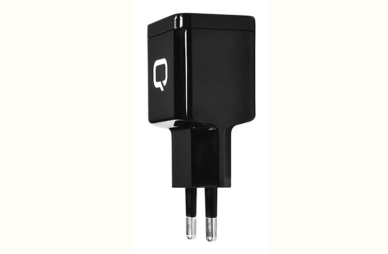    Qumo Energy 1USB 1A +  micro USB