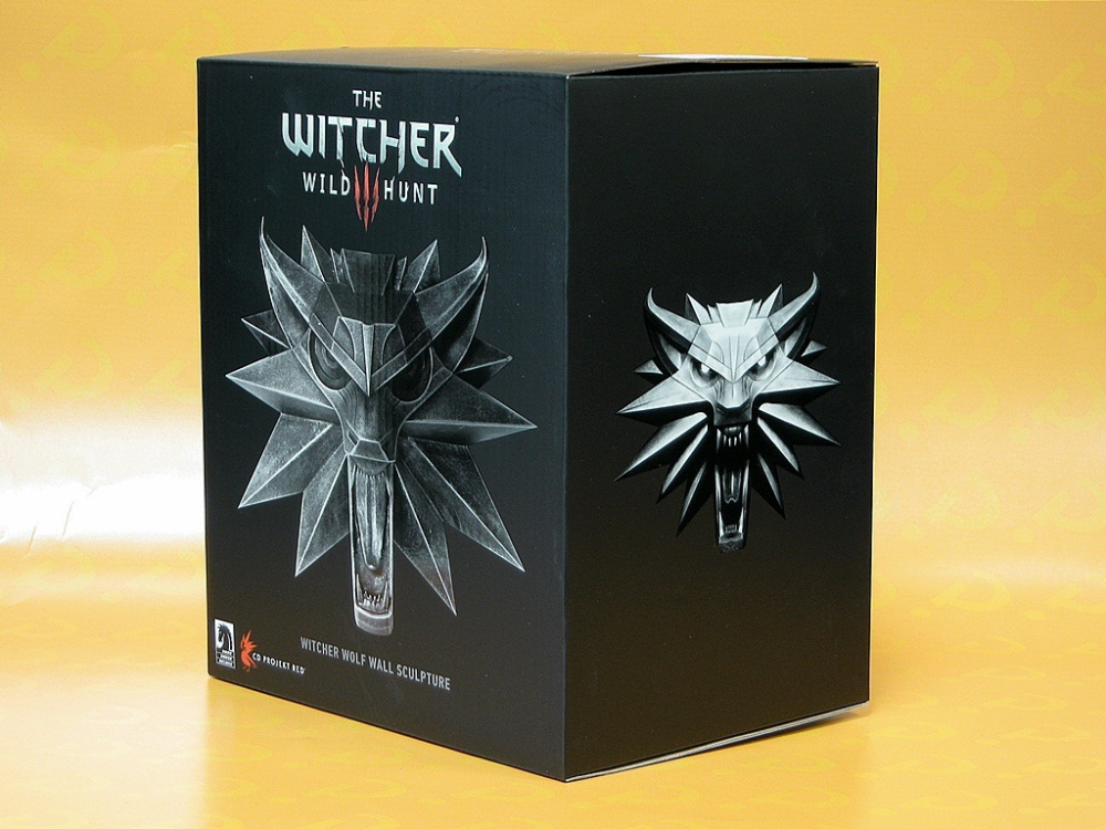    The Witcher 3: Wild Hunt  Wolf Wall Sculpture