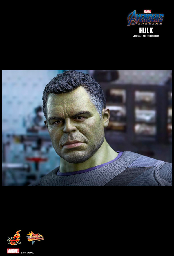 Фигурка Marvel The Avengers: Endgame – Hulk With Gauntlet (39,5 см)