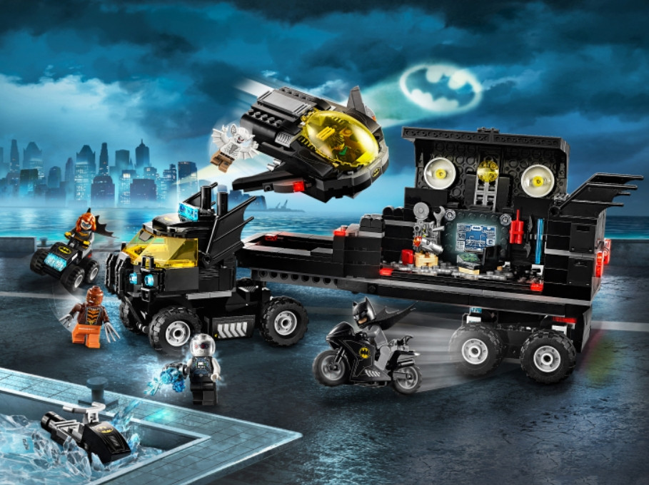  LEGO Super Heroes:   