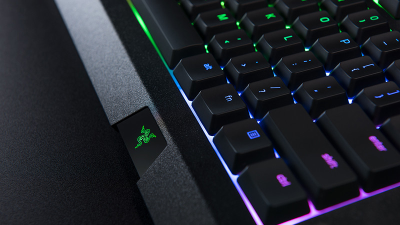 ���������� Razer Cynosa Chroma ��������� ���������� ������� � ���������� ��� PC