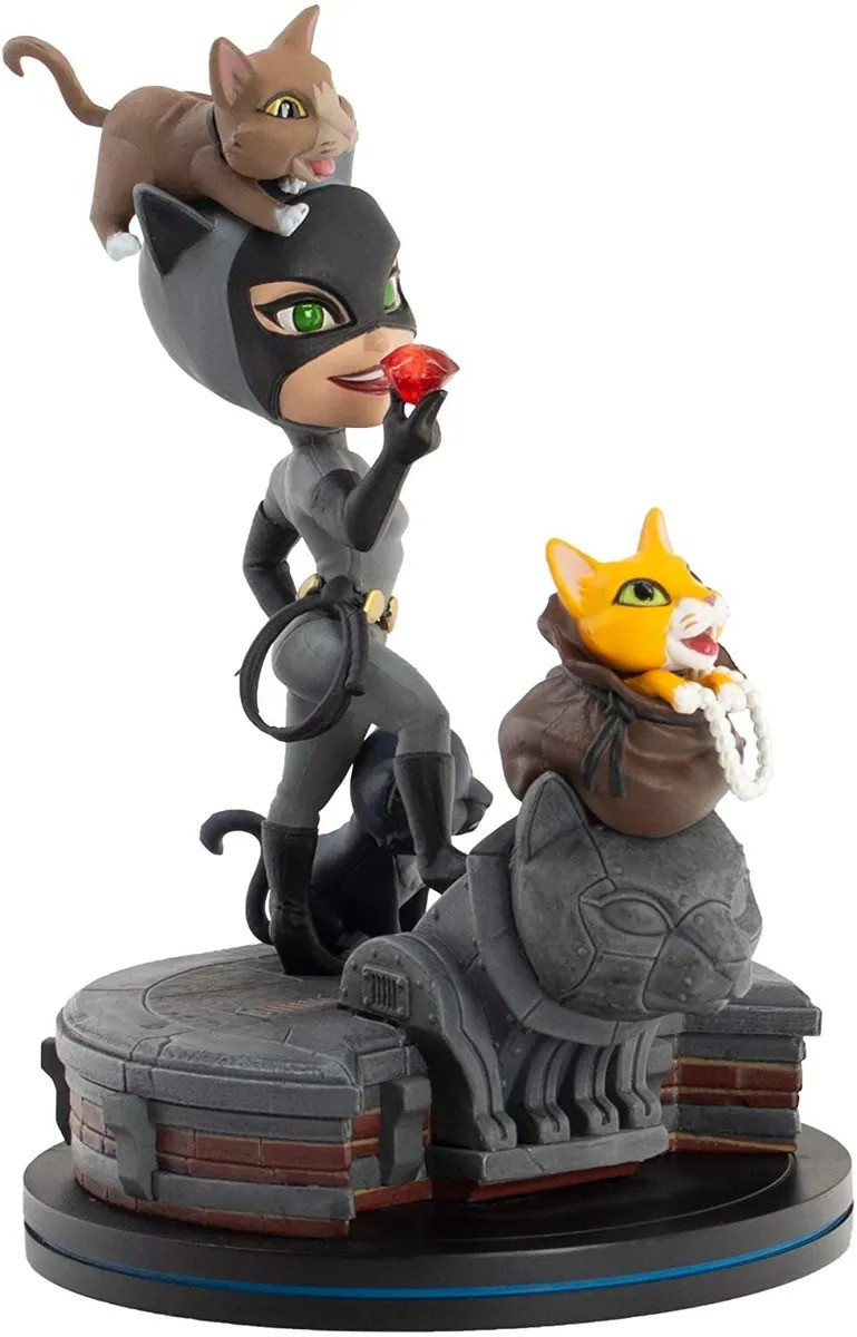 Фигурка DC Comics: Batman – The Animated Series: Catwoman Q-Fig Elite (12,1 см) (DCC-0626)