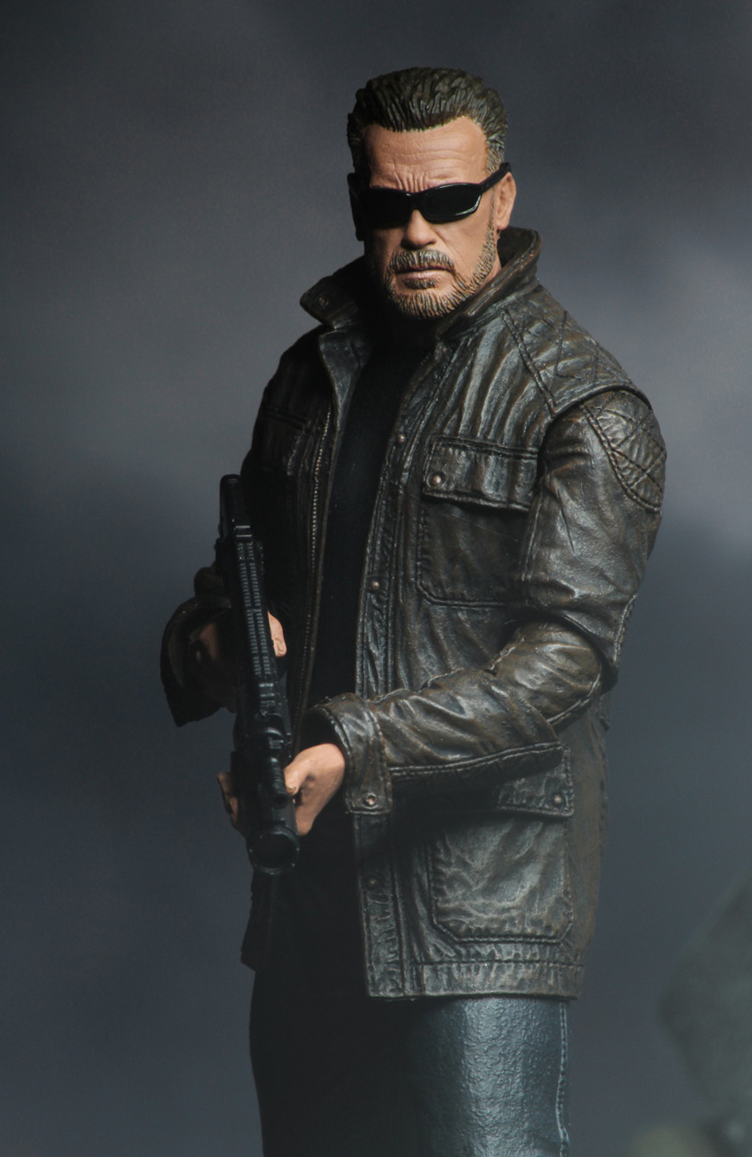  NECA Scale Action Figure: Terminator Dark Fate  T-800 (17 )