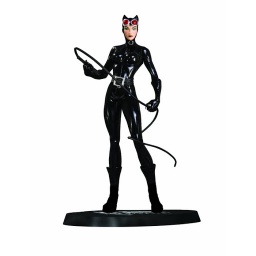  Heroes Of The DC Universe. Catwoman Statue (18,3 )