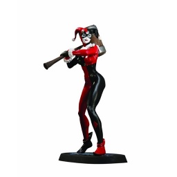 ������� DC Universe Online. Harley Quinn Statue (18 ��)