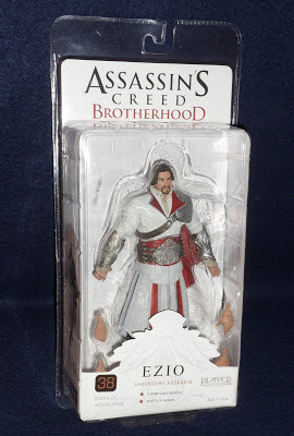  Assassin's Creed: Brotherhood. Ezio Ivory Unhooded (18 )