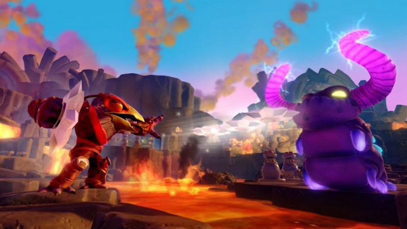 Skylanders Imaginators:    Tae Kwon Crow ( Fire)